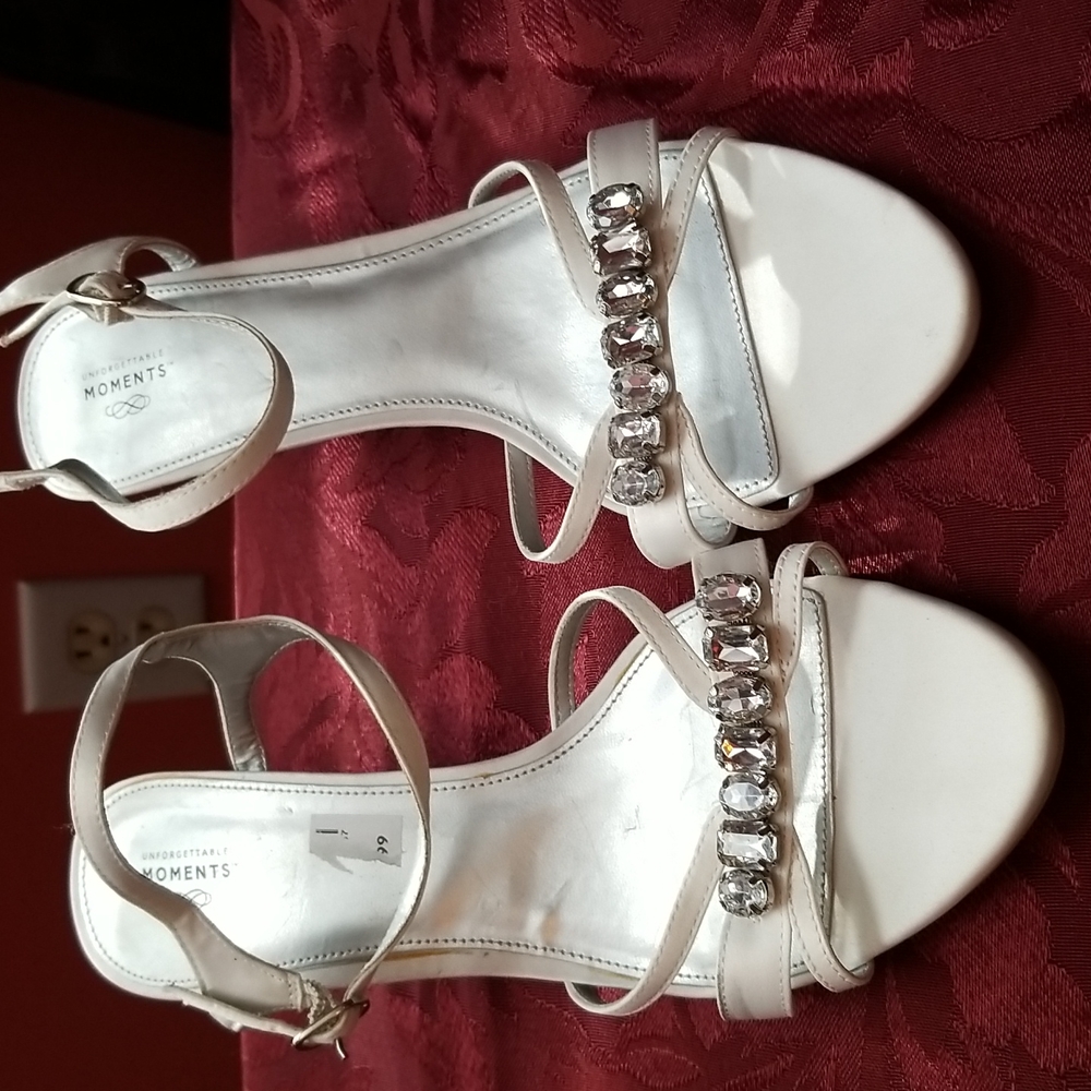 Women's size 11med heels
